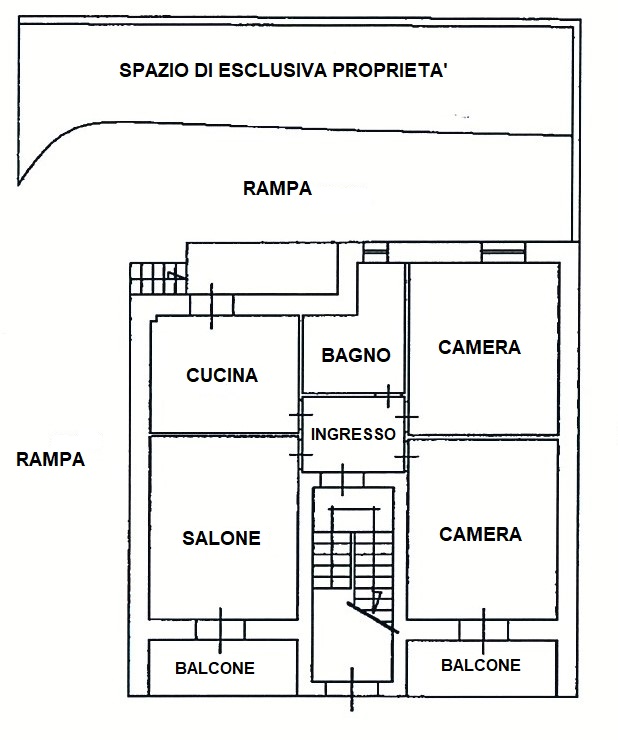 Poggiomarino Centro 3 vani con piccolo giardino.
